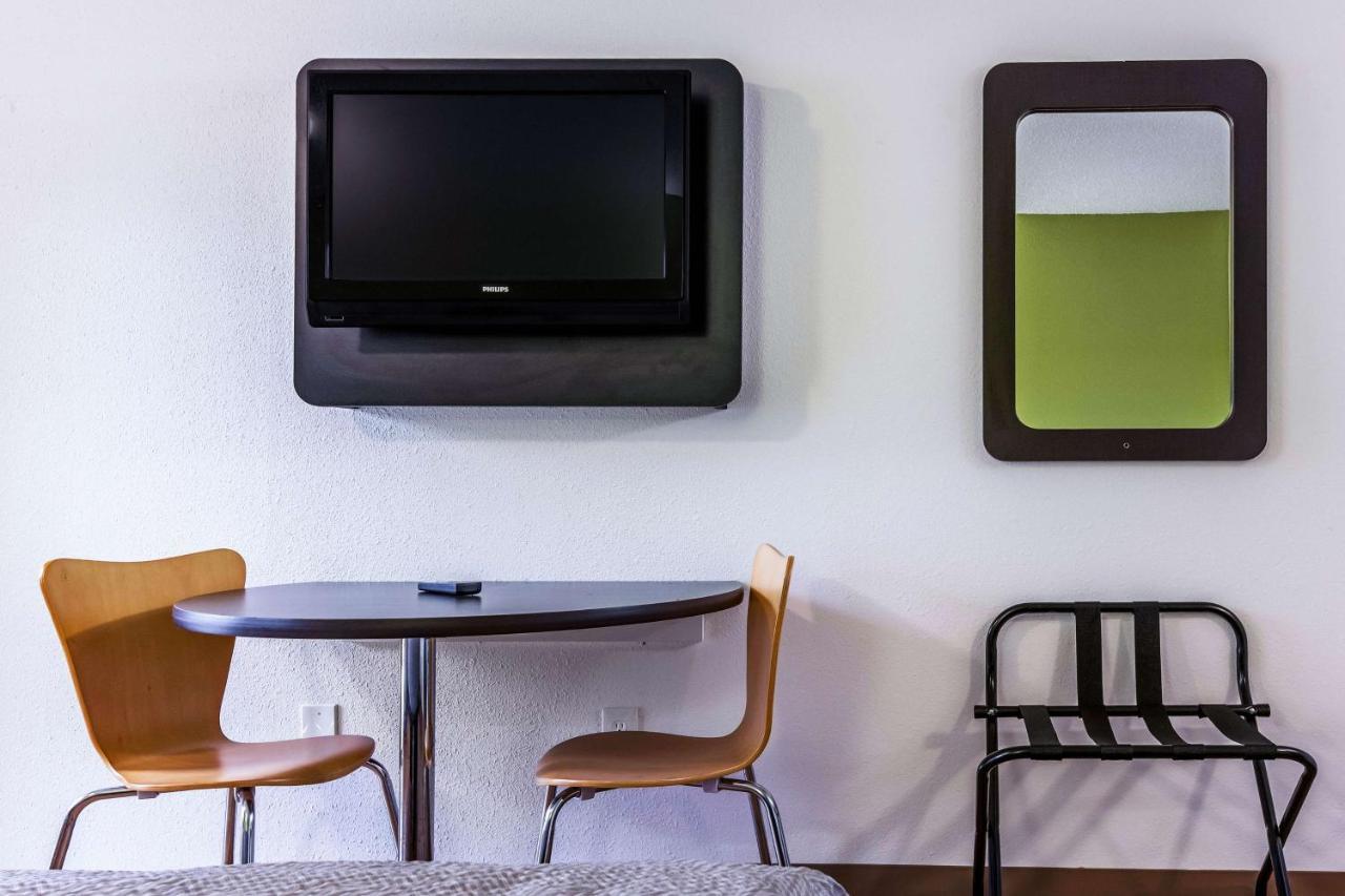 6-alexandria, La - South Hotel 2*
